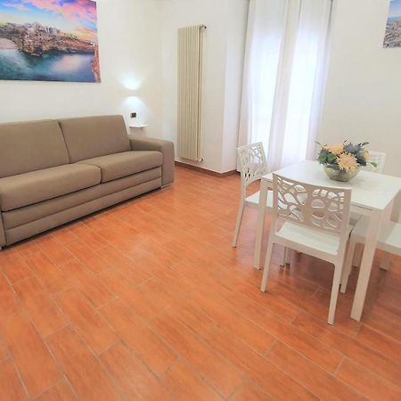 Dimora Donna Vittoria - Bari Vecchia Apartment ภายนอก รูปภาพ