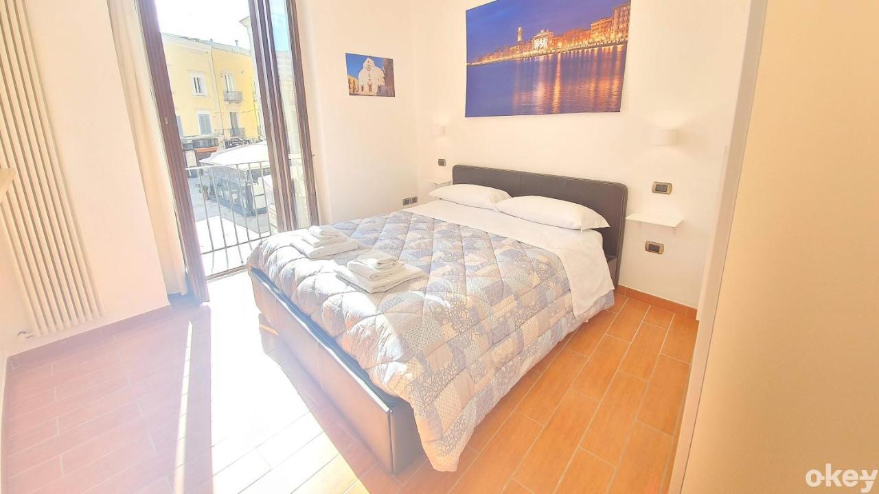 Dimora Donna Vittoria - Bari Vecchia Apartment ภายนอก รูปภาพ