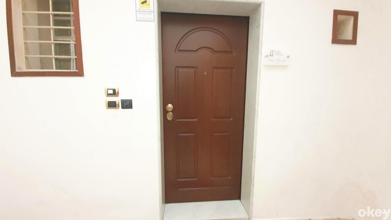 Dimora Donna Vittoria - Bari Vecchia Apartment ภายนอก รูปภาพ